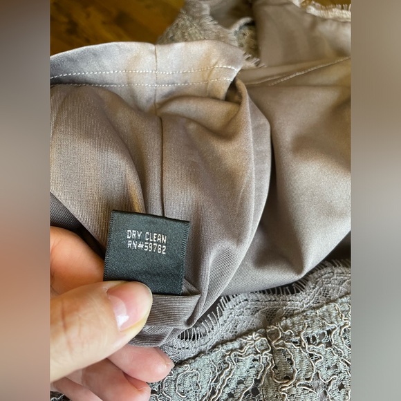 Adrianna Papell lace dress perfect like new - Picture 5 of 9